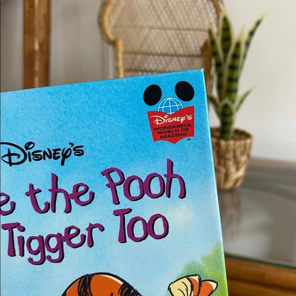 1999 Disney book perfect condition! - Picture 3 of 5